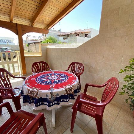 Villetta - 7' A Piedi Dal Mare - Wifi - Free Parking سان فوكا المظهر الخارجي الصورة